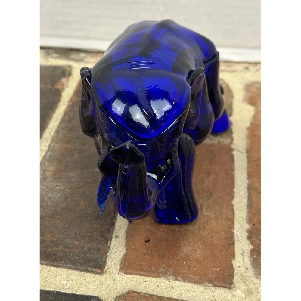 Tiara Glass Vintage Cobalt Blue Elephant Glass Candy Trinket Lidded Dish